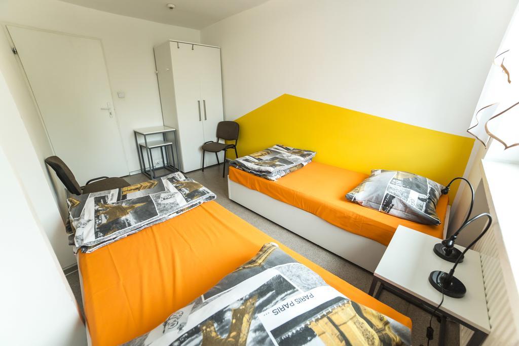 Klimczoka 6 Hostel Katowice Ngoại thất bức ảnh