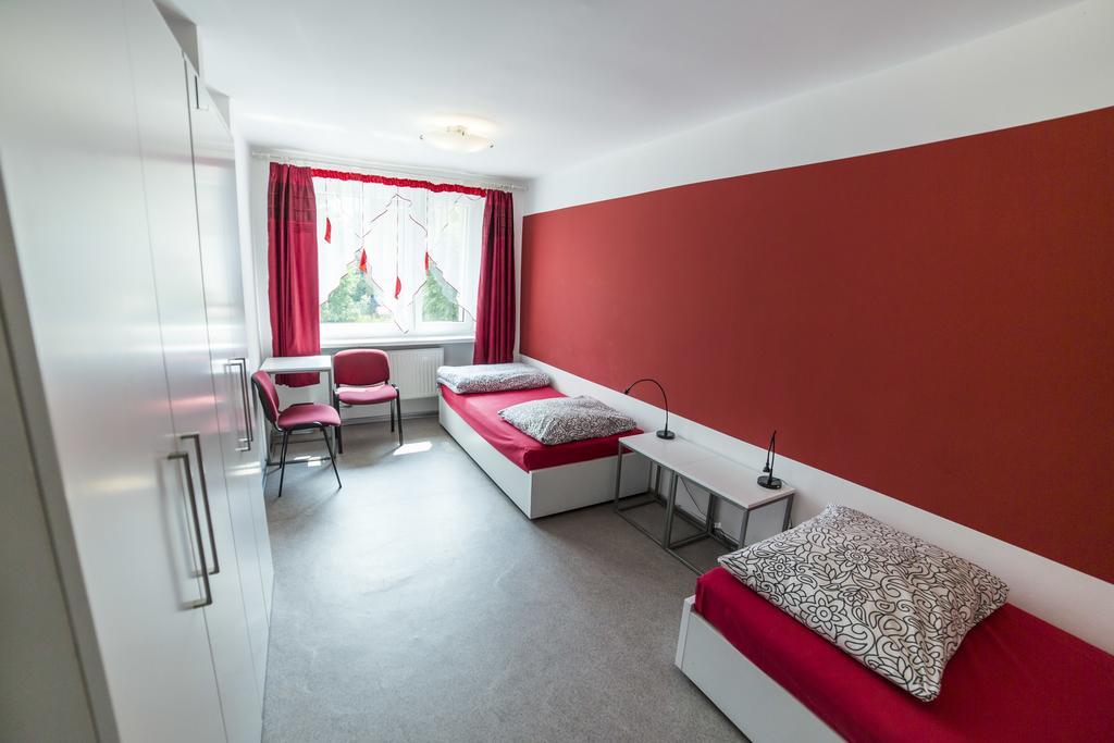 Klimczoka 6 Hostel Katowice Ngoại thất bức ảnh