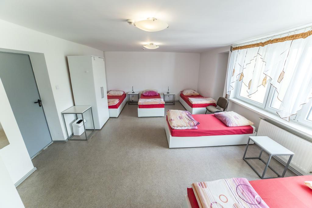 Klimczoka 6 Hostel Katowice Ngoại thất bức ảnh